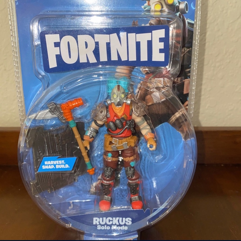 ✨Fortnite Solo Mode Core Figure Ruckus✨